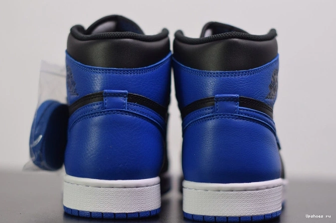 1 Royal (2017) 555088-007 Jordan Retro Air 1110